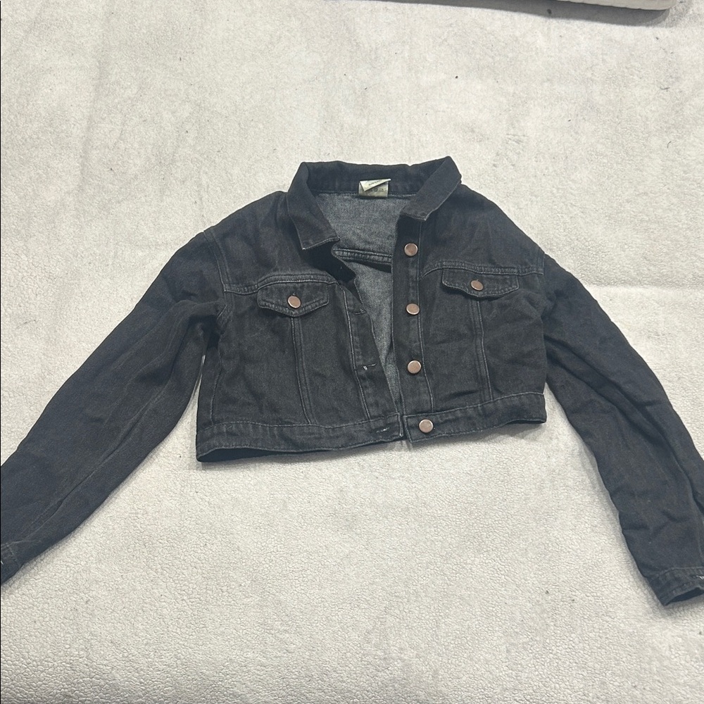 Black Cropped Denim Jacket